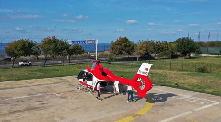 Karadeniz'de ambulans helikopter