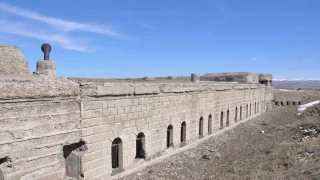 Kars'ta tabyalar yok oluyor