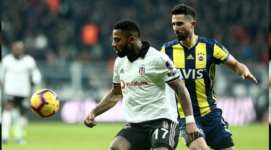 Kartal, Kad�k�y'de puan av�nda