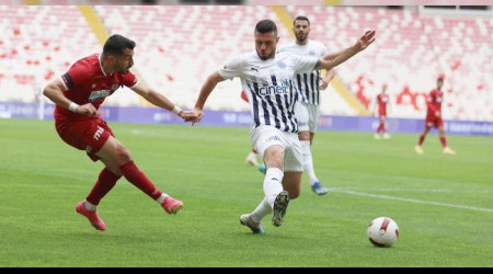 Kasımpaşa Sivas'ta moral buldu