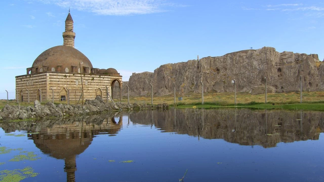 Kaya elebi Camii: Vann talara kaznm sessiz hikyesi