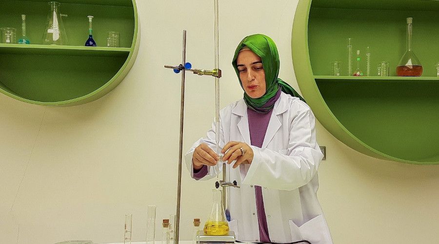 Kayseri Bilim Merkezi ithal edilen 'Ferrofluid' maddesini �retmeyi ba�ard�