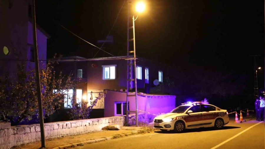 Kayseri'de 51 ya��ndaki kad�n ba�� ezilerek �ld�r�ld�