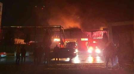 Kayseri'de elik kap fabrikasnda byk yangn