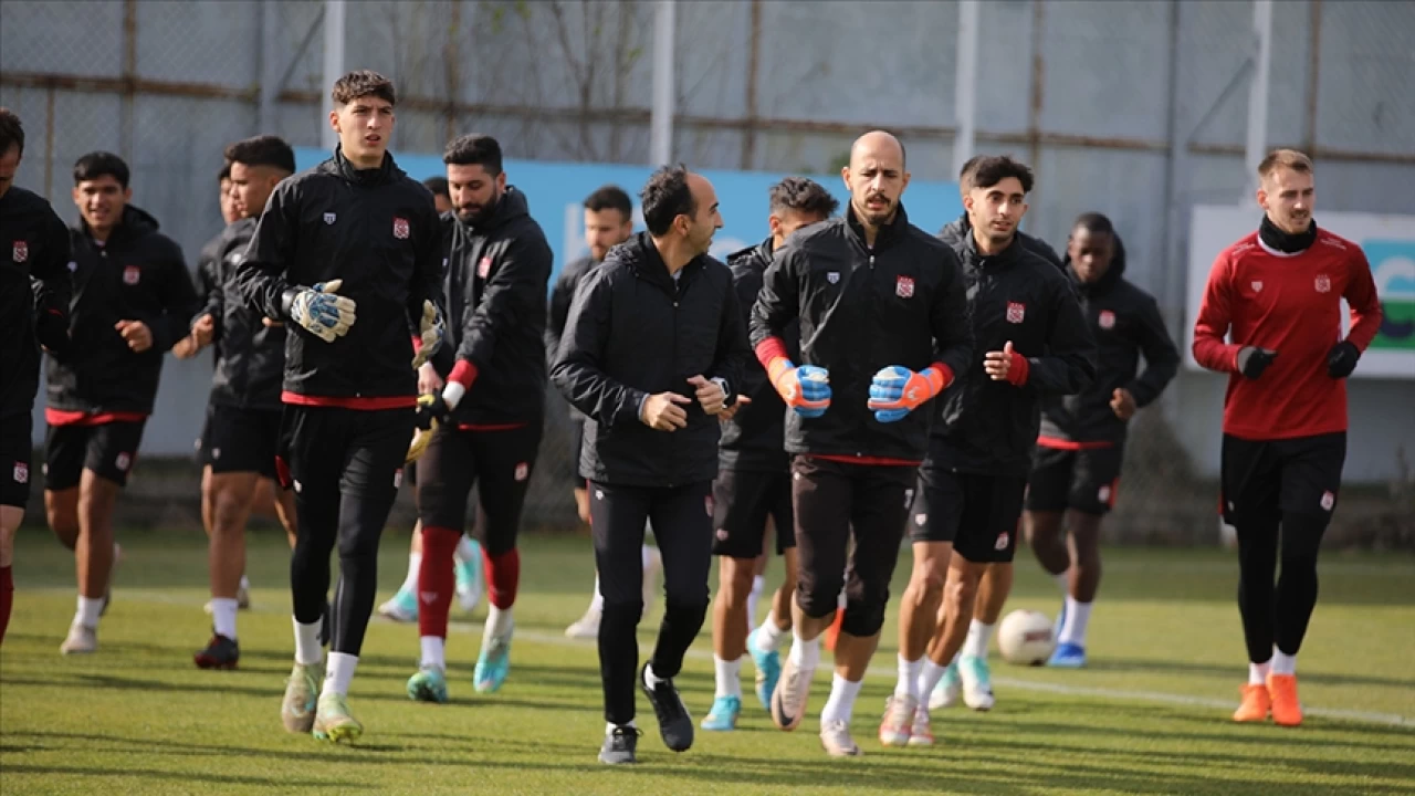 Kayserispor mesaisi sryor 