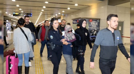 Kıbrıs uçağında bomba paniği