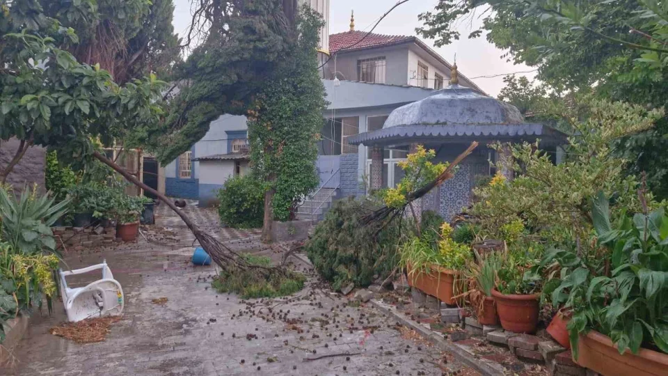 K�rka�a�'ta f�rt�na hayat� olumsuz etkiledi