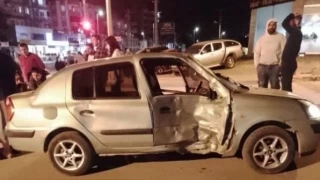 Kırmızı ışık ihlali yapan motosikletli hayatını kaybetti