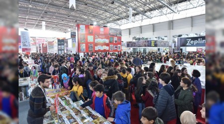 Kitap fuarında ziyaretçi rekoru