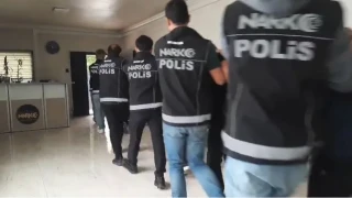 Konya'da uyu�turucu operasyonu: 8 g�zalt�