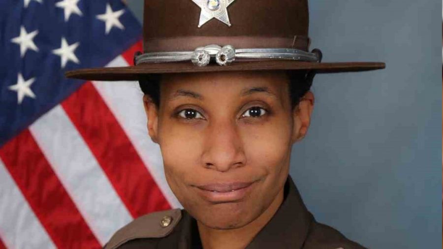 K�pek, �erif yard�mc�s�n� �ld�rd� o�lunu yaralad�