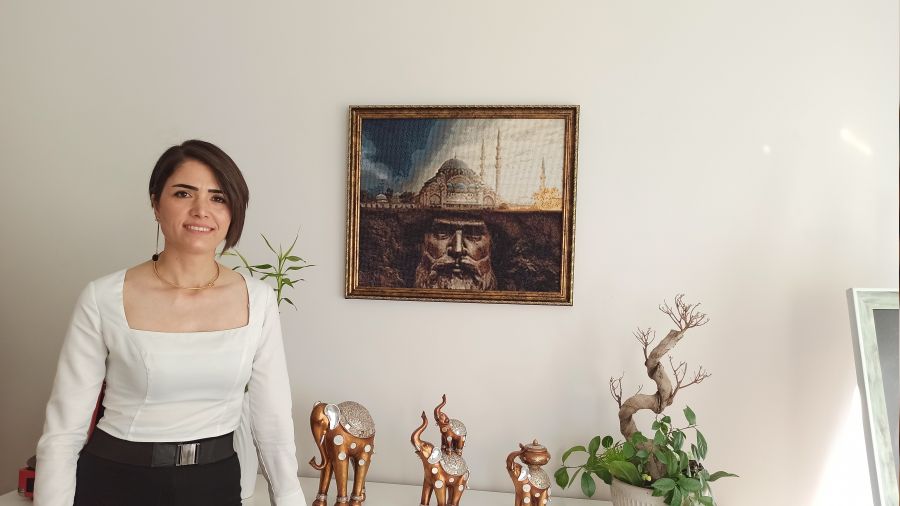 Kristal ta�lar� sab�rla i�liyor