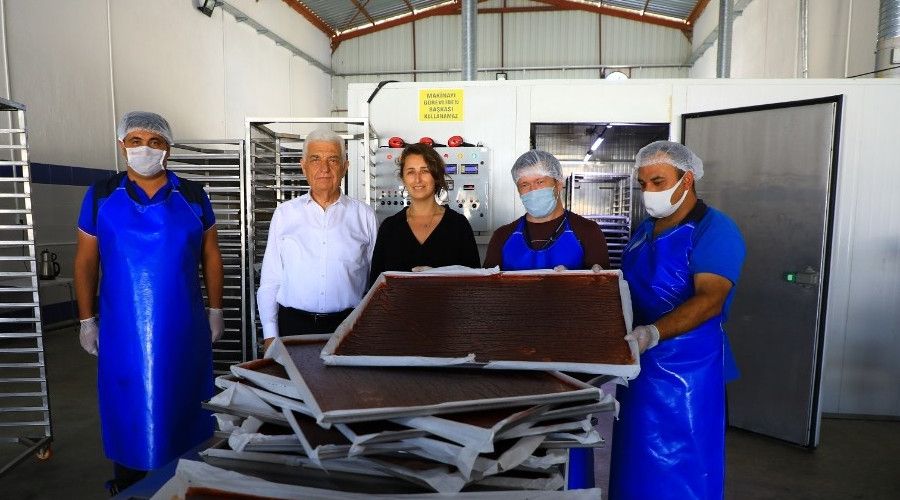 Kurutma Tesisi �reticiye destek sa�l�yor