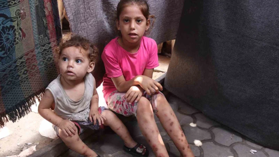Lafa gelince ümmet, icraata gelince İsrail ablukası