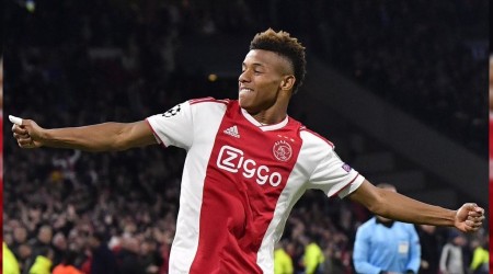 Liverpool, Ajax'lı yıldızın peşinde
