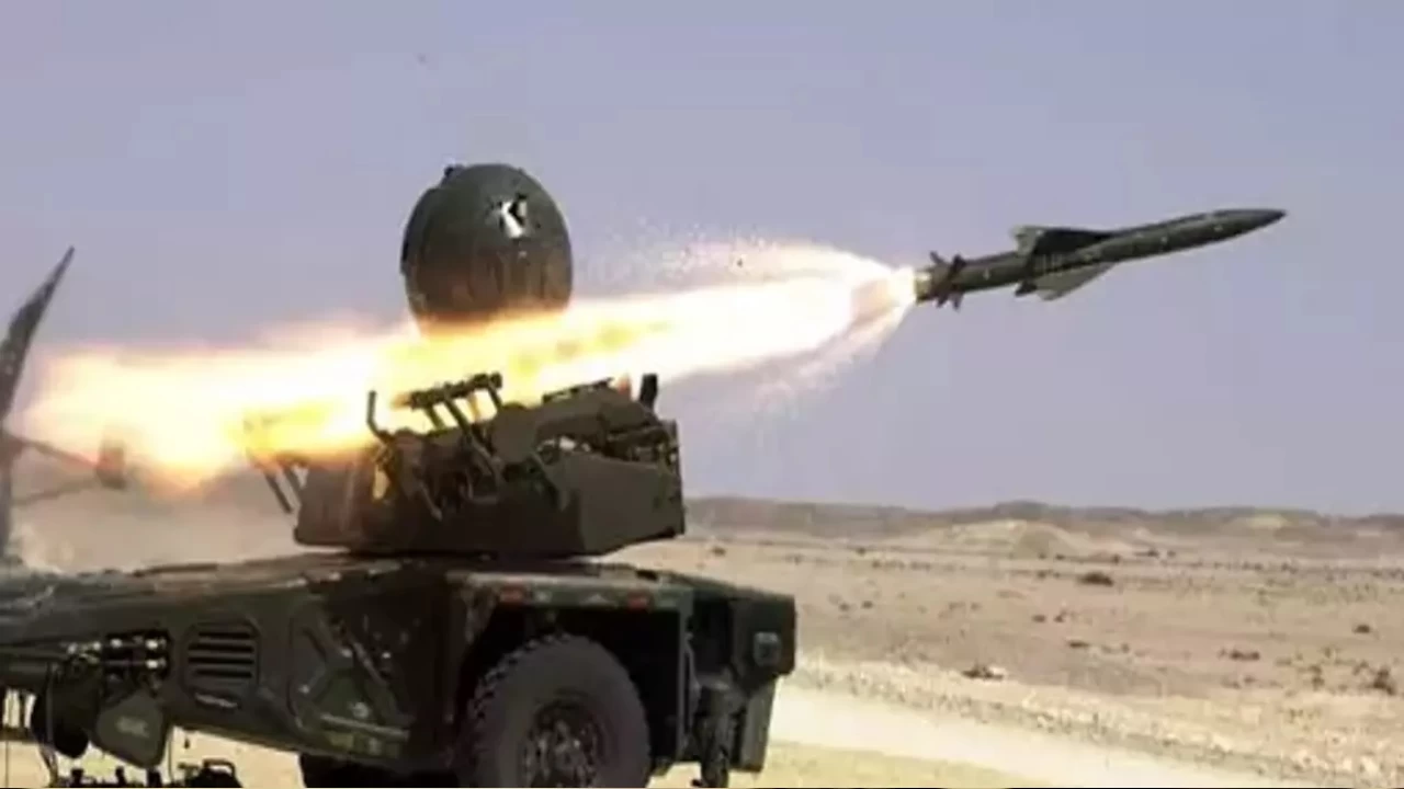 Lübnan'dan İsrail'in kuzeyine 8 roket fırlatıldı