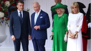 Macron'un ilk ngiltere ziyareti