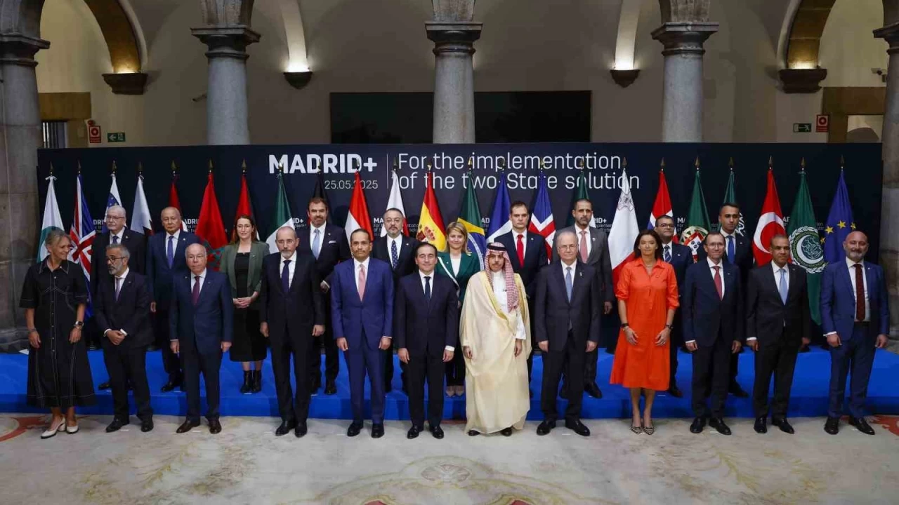 Madrid'de göstermelik 'Gazze' toplantısı