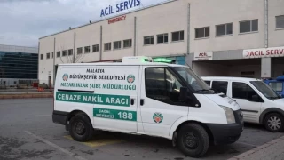 Malatya'da inşaattan düşen işçi öldü