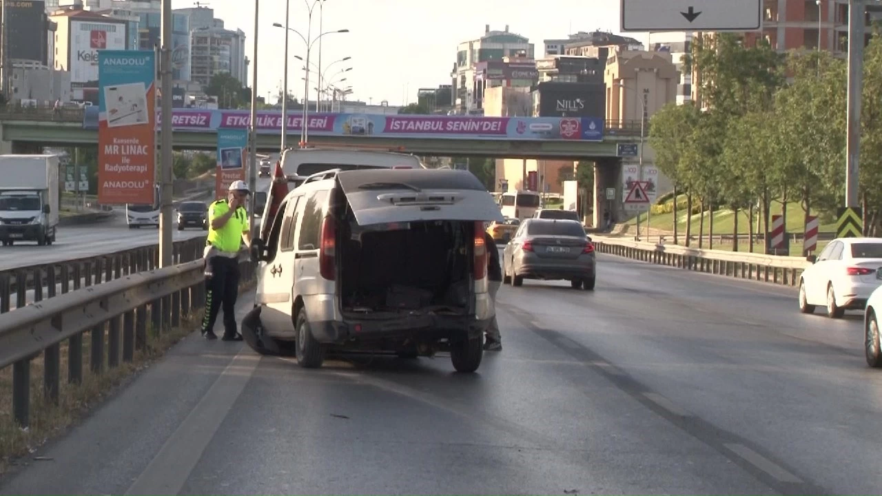 Maltepe'de kaza yapan araç sürücüsü kaçtı