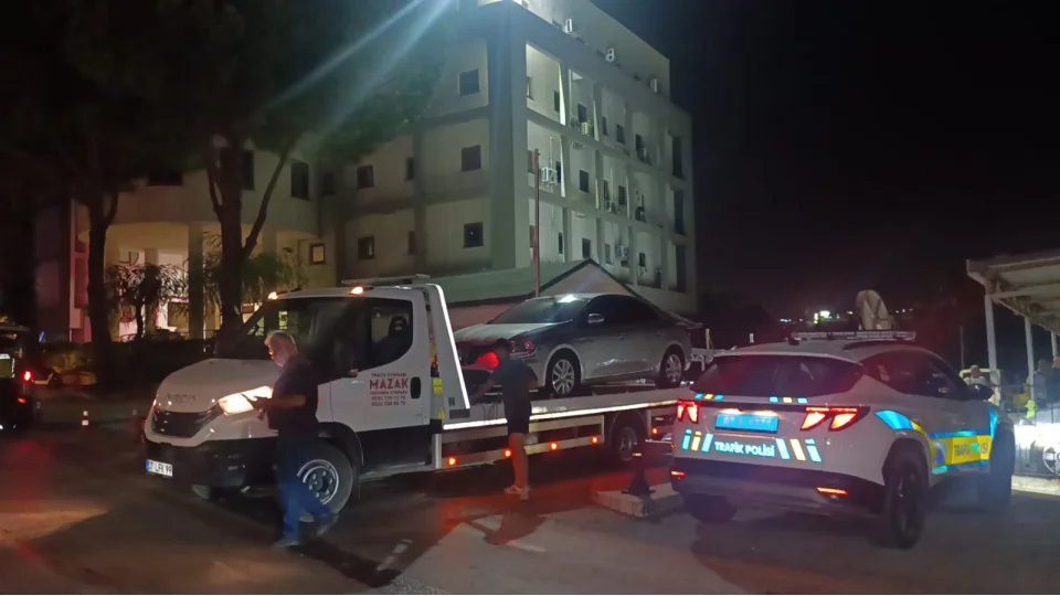 Manavgat Belediyesi'ne gece yarısı haciz operasyonu