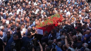 Manisa Bykehir Belediye Bakan Ferdi Zeyrek topraa verildi