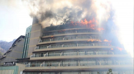 Marmaris Uygulama Oteli alevlere teslim oldu