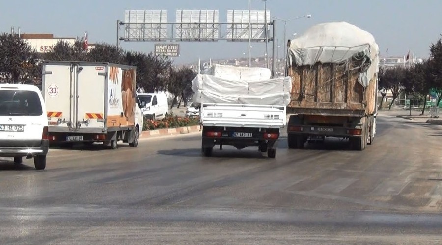 Mazot yolu buz pistine çevirdi
