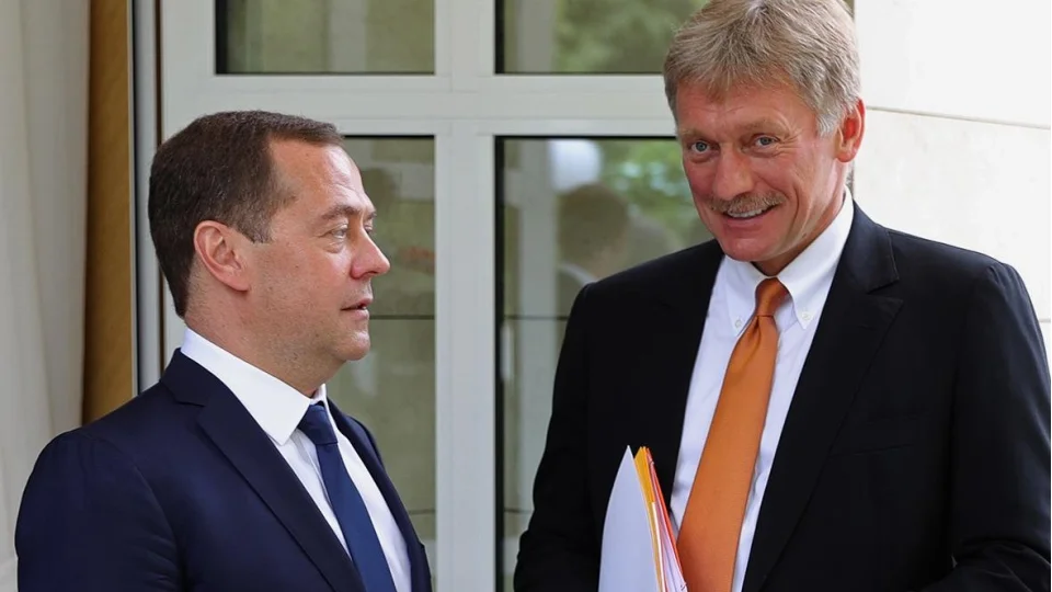 Medvedev ve Peskov’dan peş peşe uyarı: