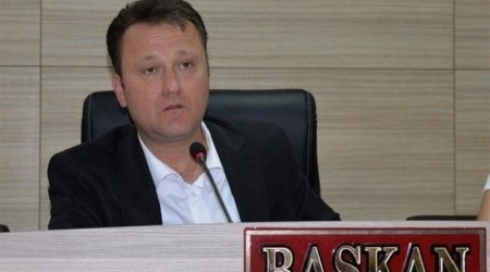 Menemen Belediye Başkanı gözaltına alındı