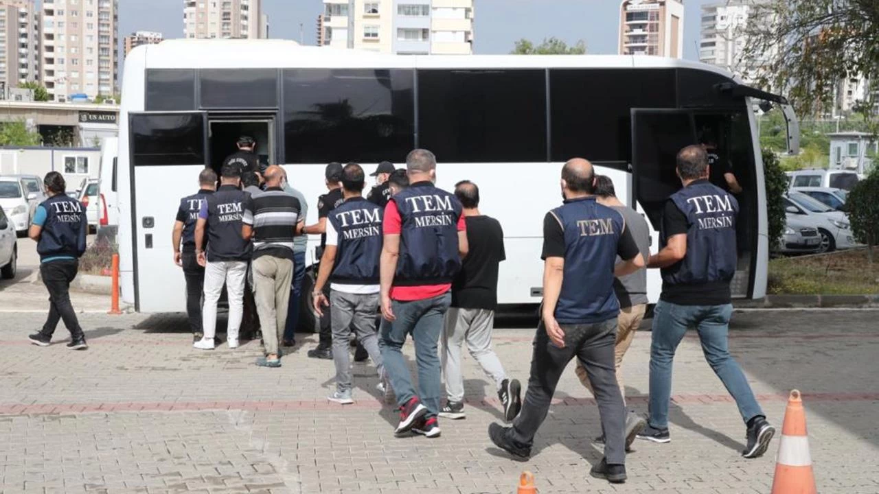 Mersin'deki DEAŞ operasyonunda 6 tutuklama, 3 sınır dışı