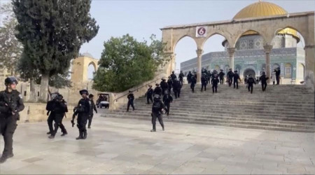 Mescid-i Aksa'da yine İsrail terörü