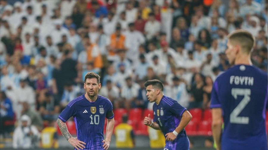 Messi'li Arjantin ilk maçına çıkacak
