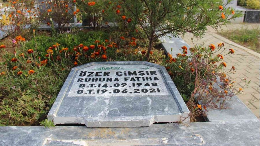 Mezar taşlarına zarar veren şüpheli yakalandı