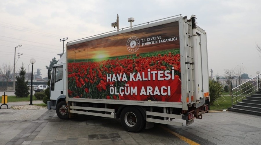 Mobil lm arac Dzce'de