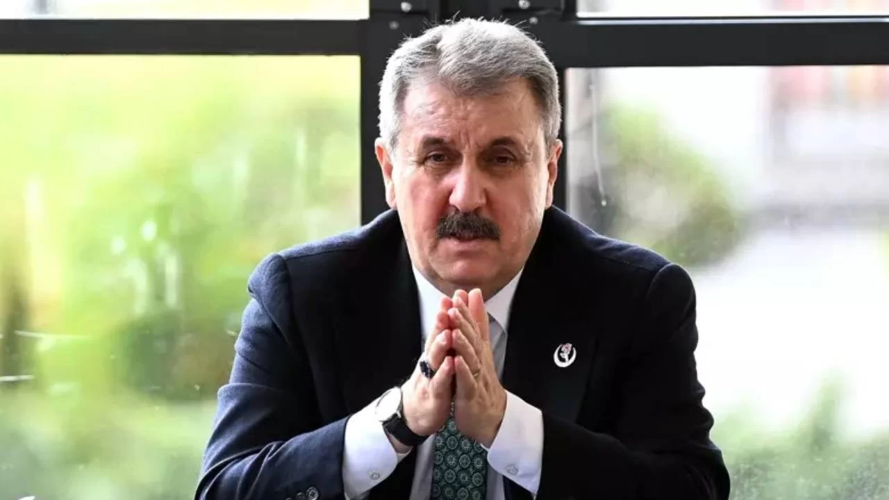 Mustafa Destici: Milletimiz tokadı çakacak