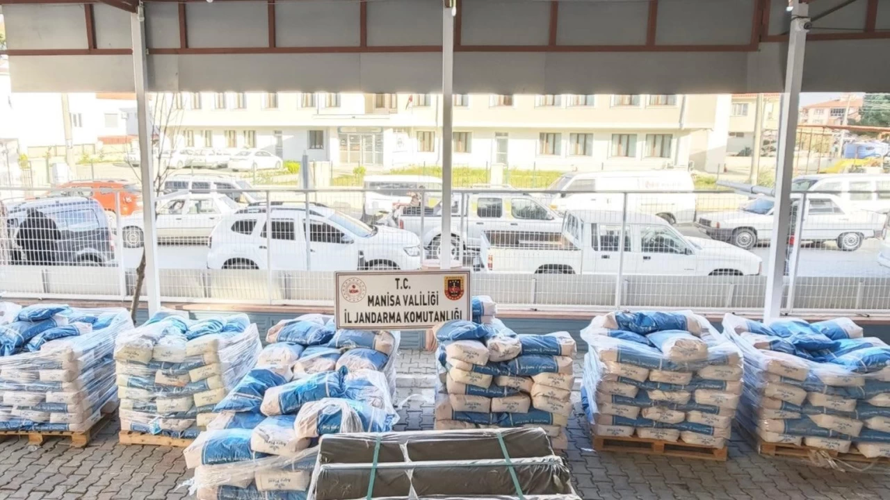 Nas�l yani? Manisa'da 29 ton sahte g�bre ele ge�irildi
