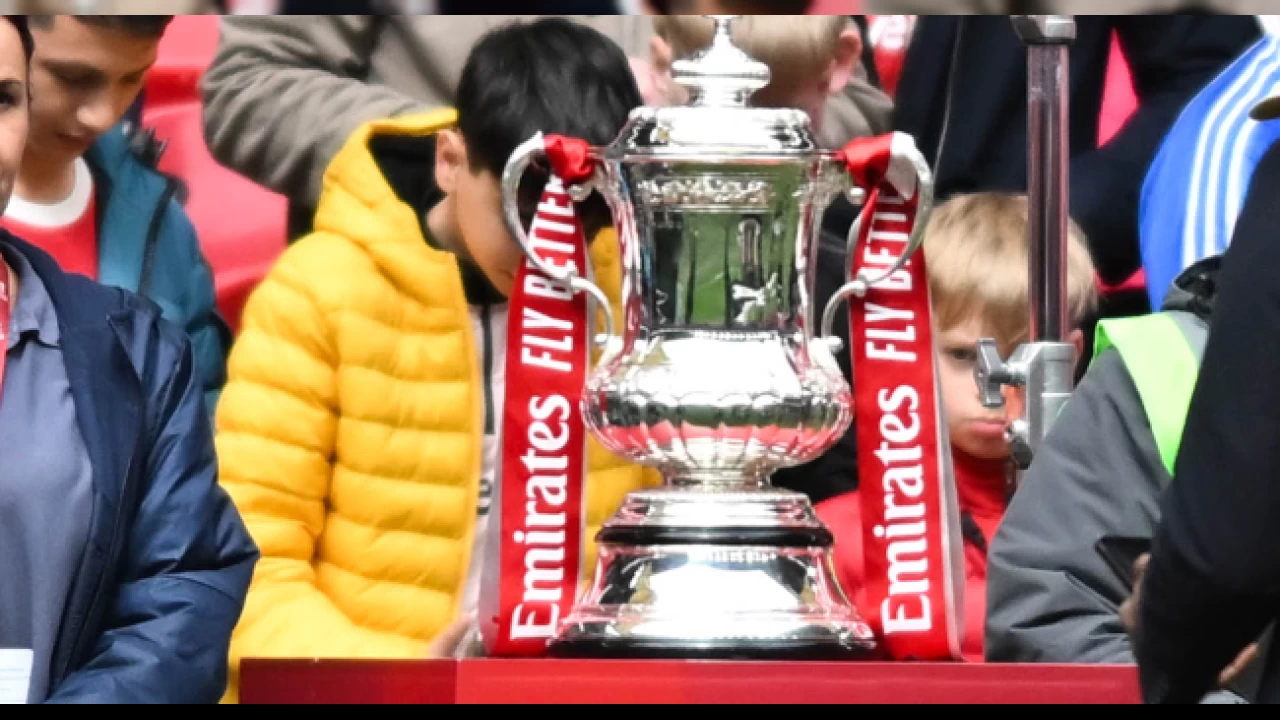 Nefes kesen ma�� Manchester kazand� 