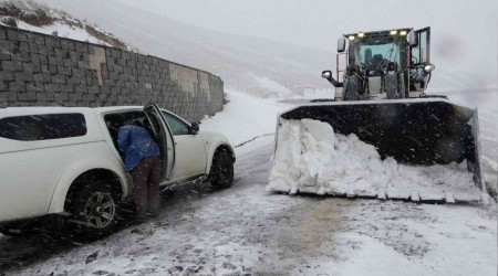 Nemrut yoluna kar engeli