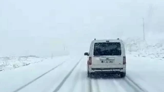 Niğde'de yüksek kesimlere kar yağdı