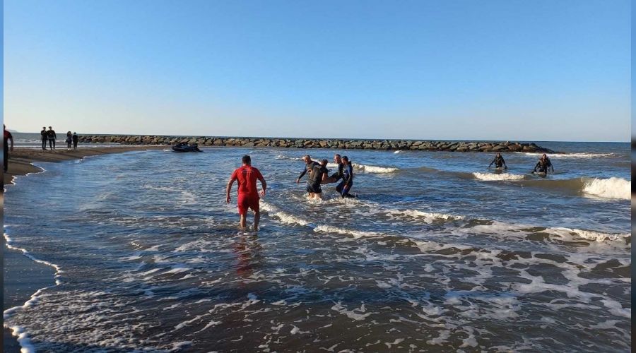 Ordu'da denize giren bir kii bouldu