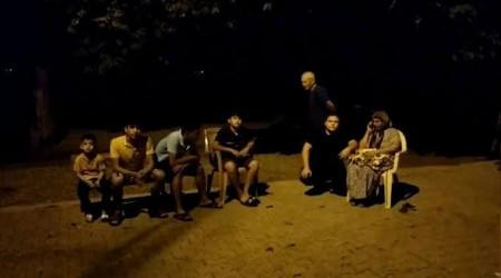 Osmaniye'de vatandaşlar sokaklara döküldü