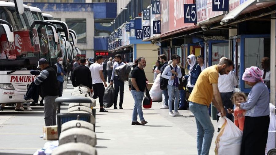 Otobüs biletleri uçtu, memlekete gitmek lüks oldu