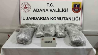 Otomobilde 6 kilogram uyuşturucu ele geçirildi
