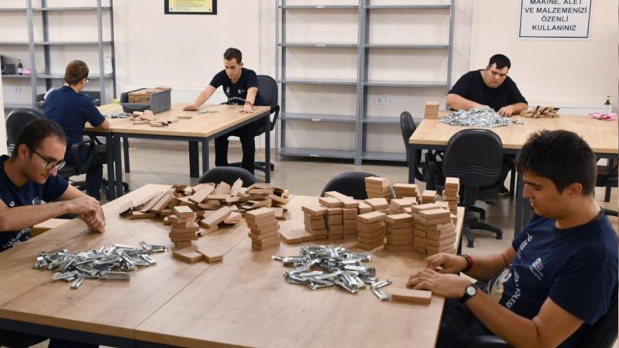 Özel bireylerin ellerinden 12 buçuk milyon parça çıktı
