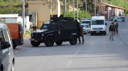 Özel harekat polislerinden aksiyon filmlerini aratmayan operasyon