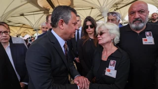 Özgür Özel, Altan Feyman'ın cenaze törenine katıldı