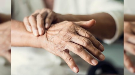 ‘Parkinsona erkeklerde daha sık rastlanıyor’