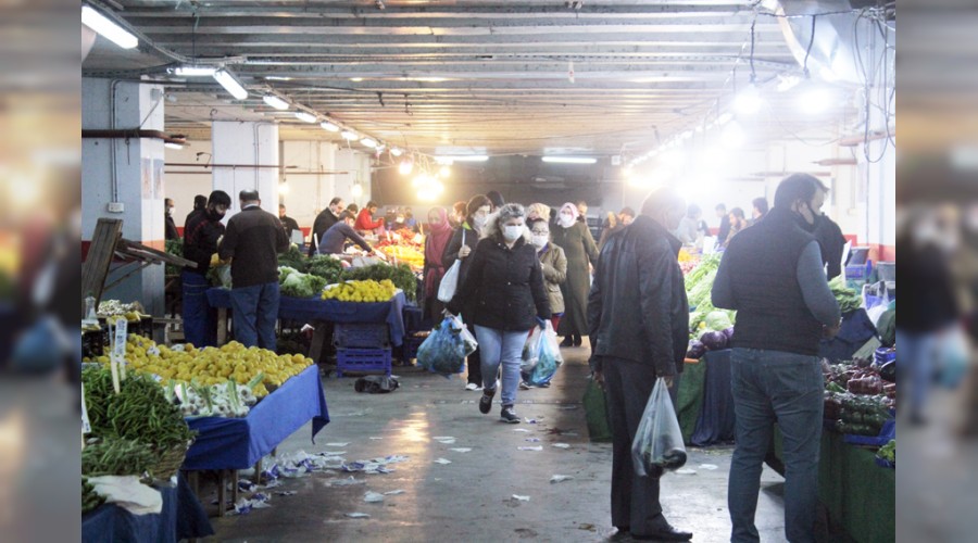 Pazarlarda ramazan yoğunluğu