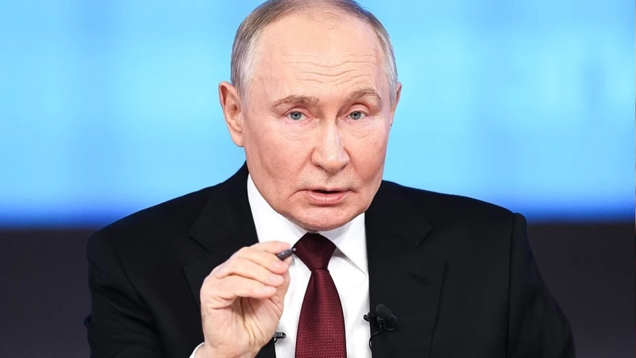 Putin, 4.5 saatte 76 soruya cevap verdi